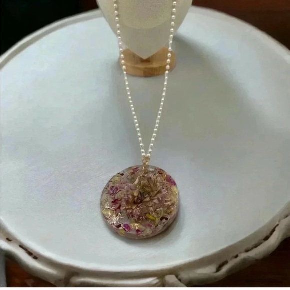 Garden Party bundle of Pressed Floral Resin Jewelry with Handmade Headband Crown - Picture 2 of 7